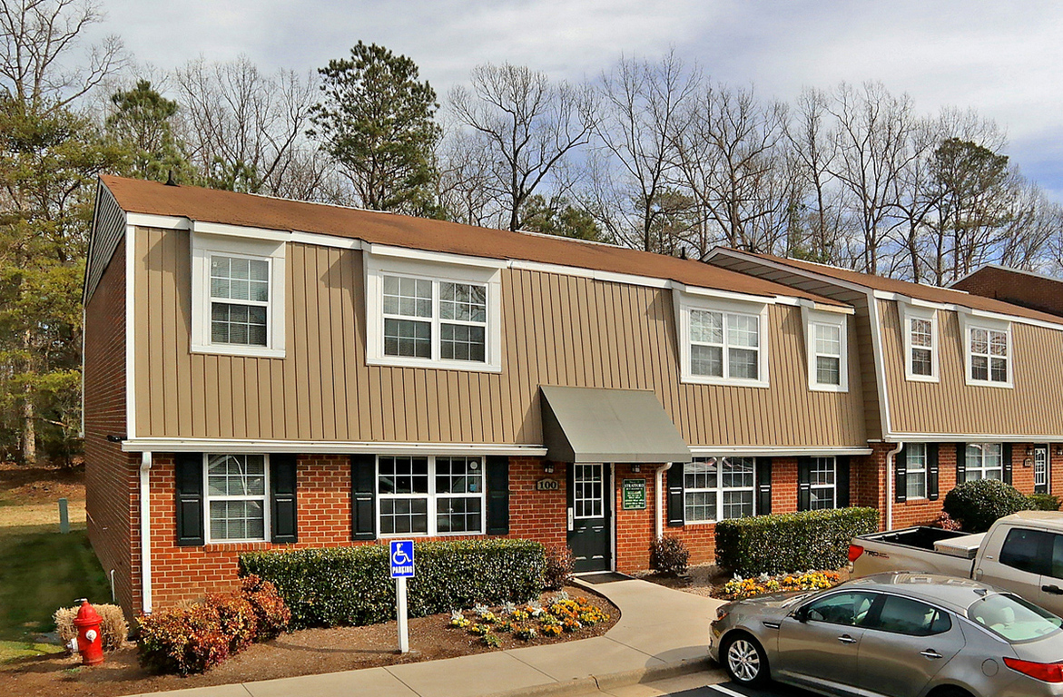 Stratford Apartments Williamsburg Va